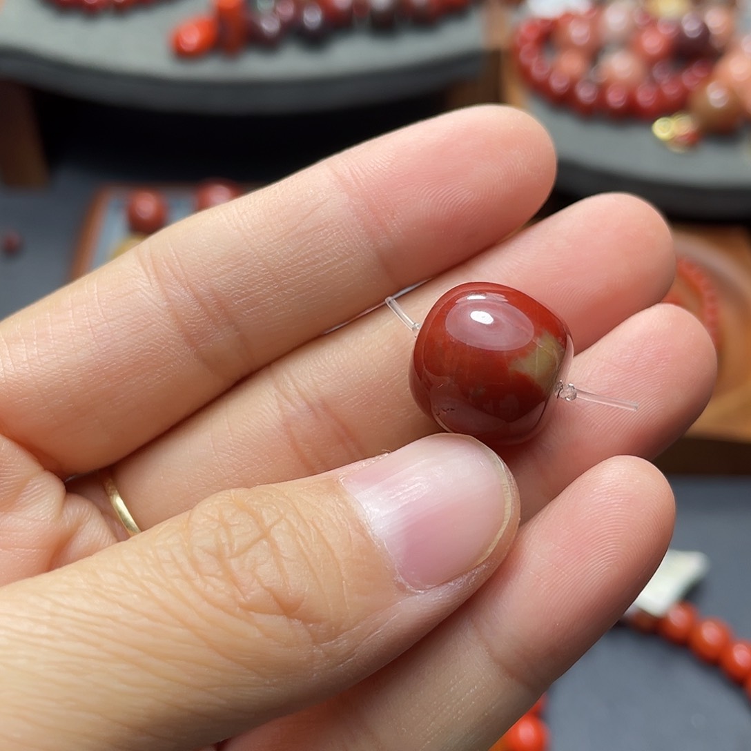 未镶嵌单珠南红玛瑙  15.9