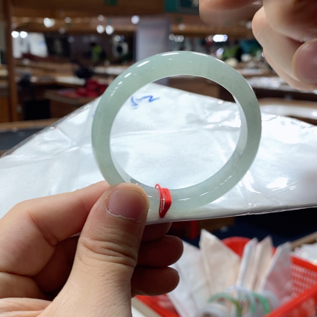 未镶嵌手镯翡翠翡翠