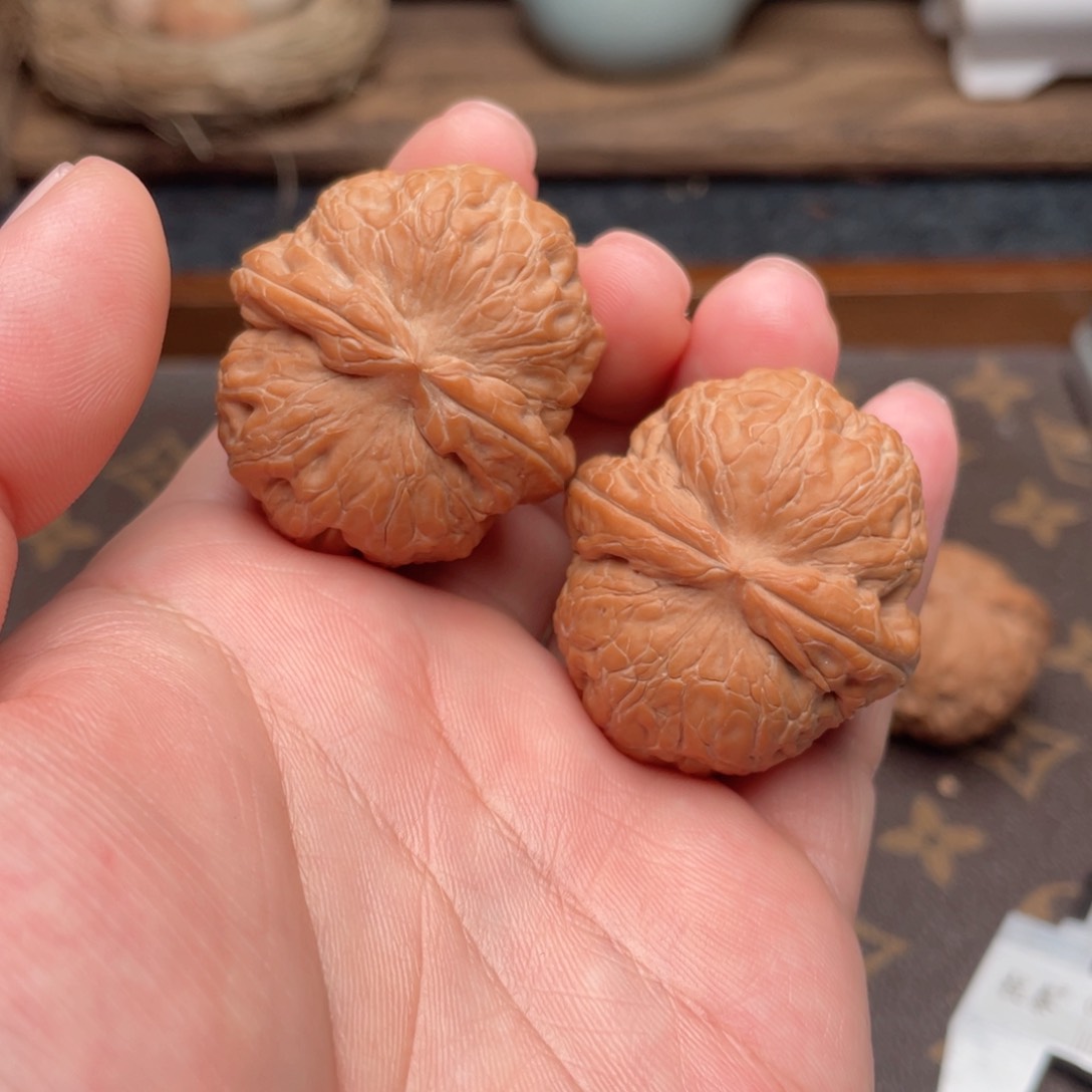 文玩核桃把件G2号38元宝