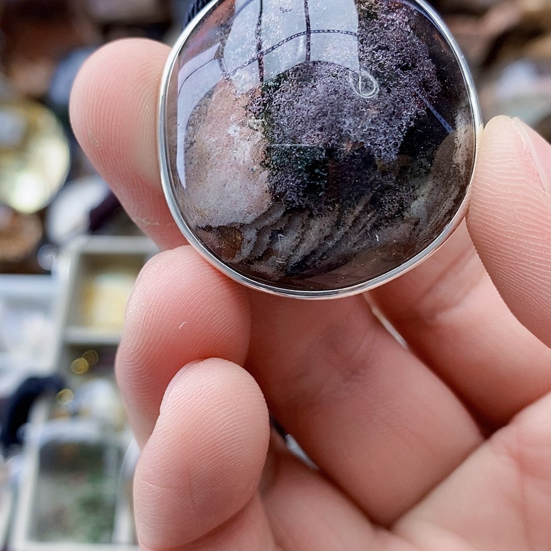 水晶天然水晶透亮光泽未镶嵌看**?