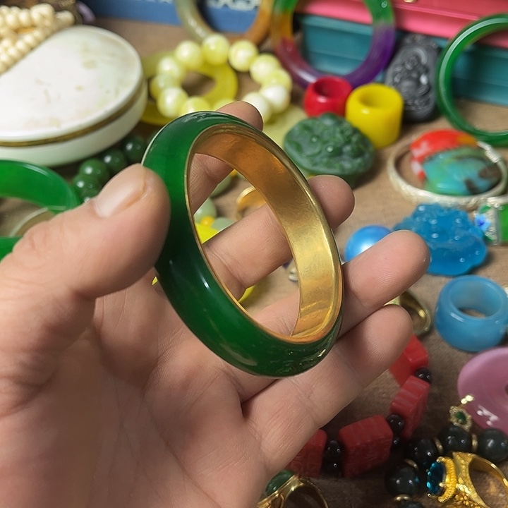 瓷片比德居比德居