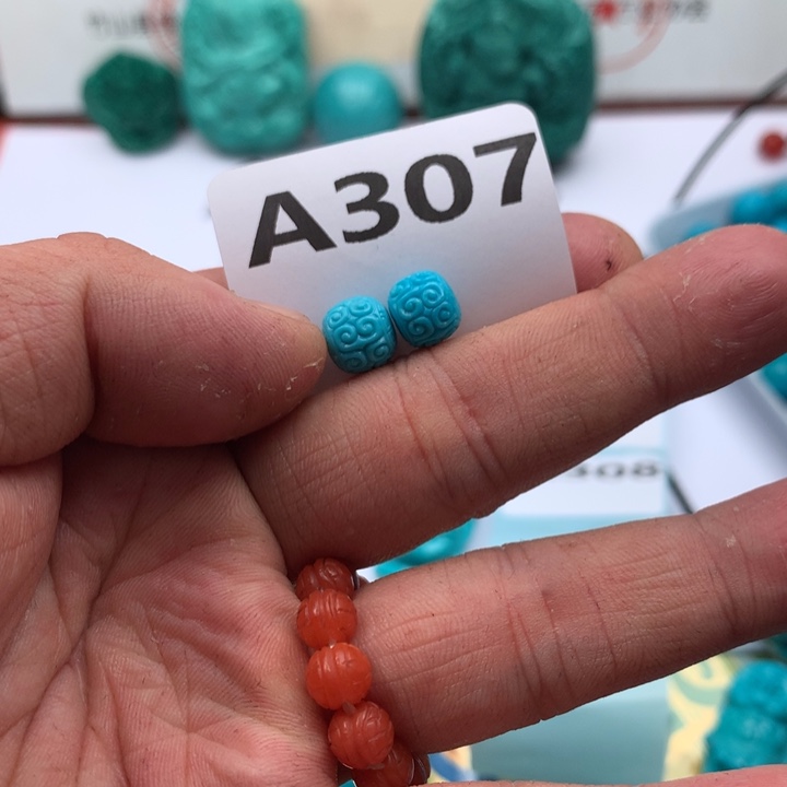 未镶嵌绿松石珠宝奇石