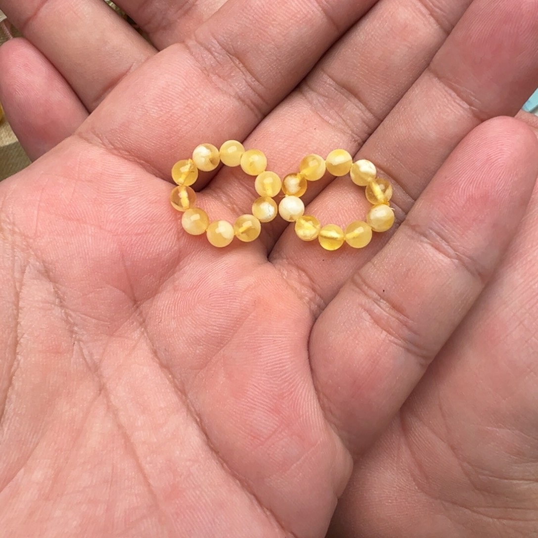 鲸***海琥珀未镶嵌裸石两个卡环