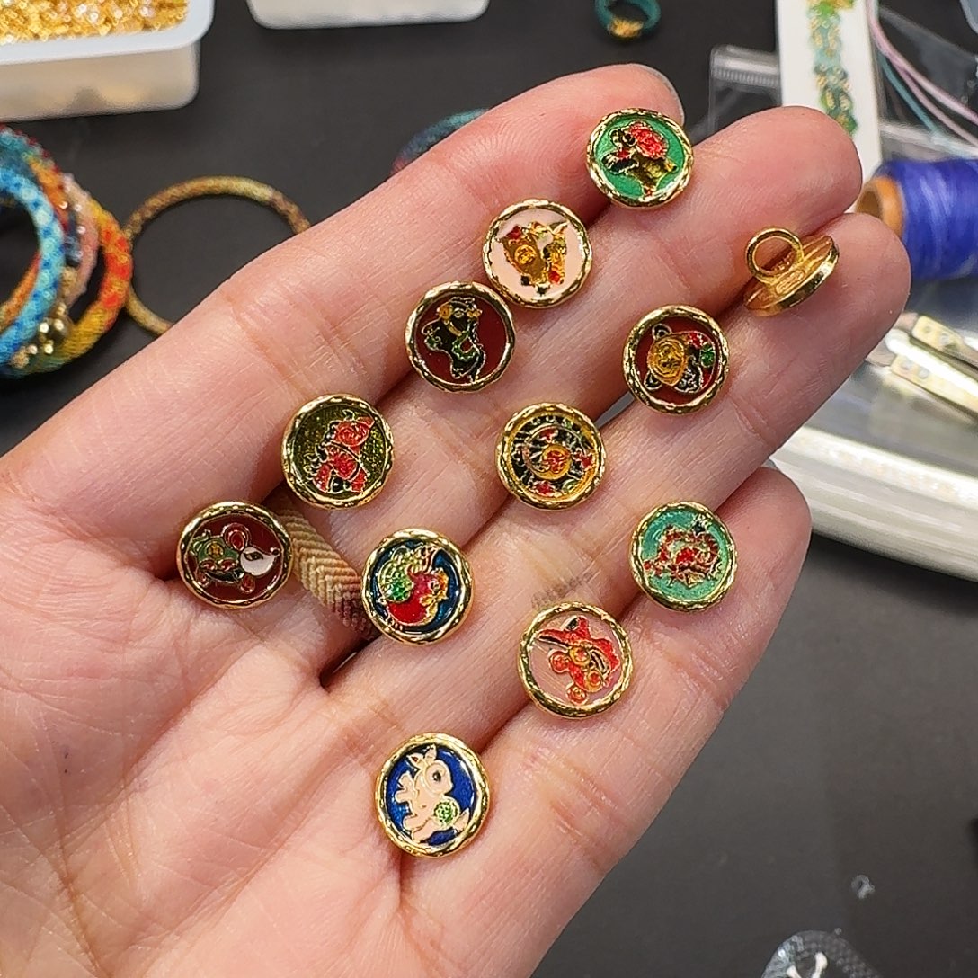 闪拍45号 12生肖纽扣