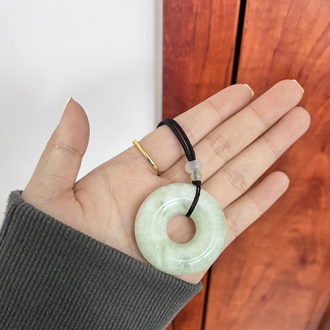 【福利品】岫玉甜甜圈吊坠多样化随机发