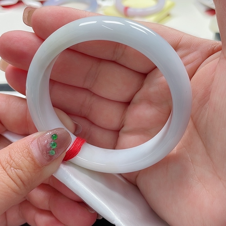 翡翠手镯未镶嵌缅甸翡翠手镯55圈