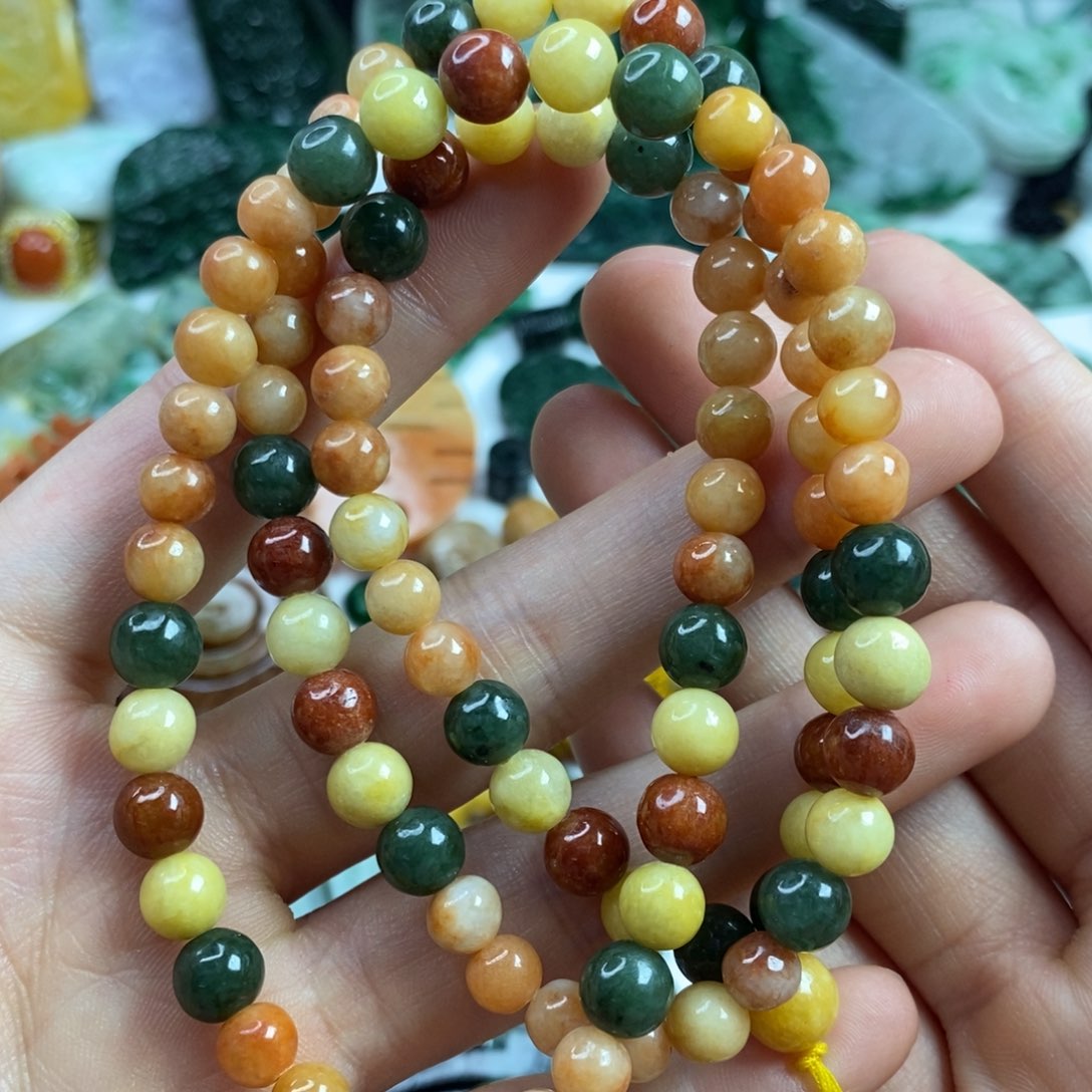 翡翠颈饰未镶嵌吊坠