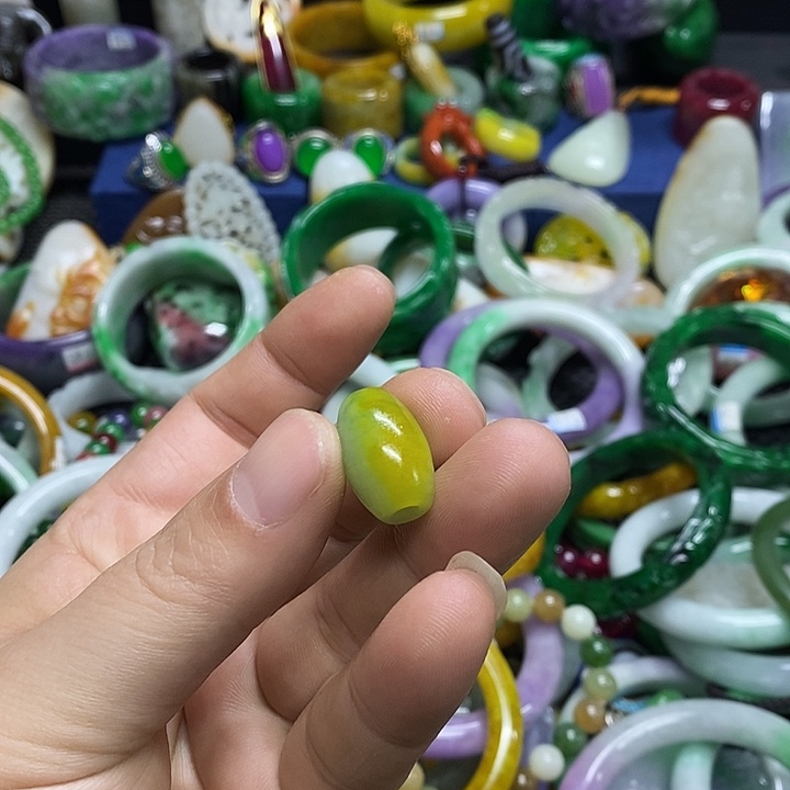 颈饰未镶嵌翡翠官方正规军回血放漏