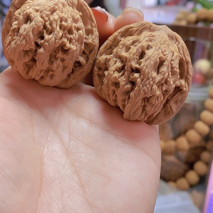 【闪购商品】文玩核桃把件42虎头