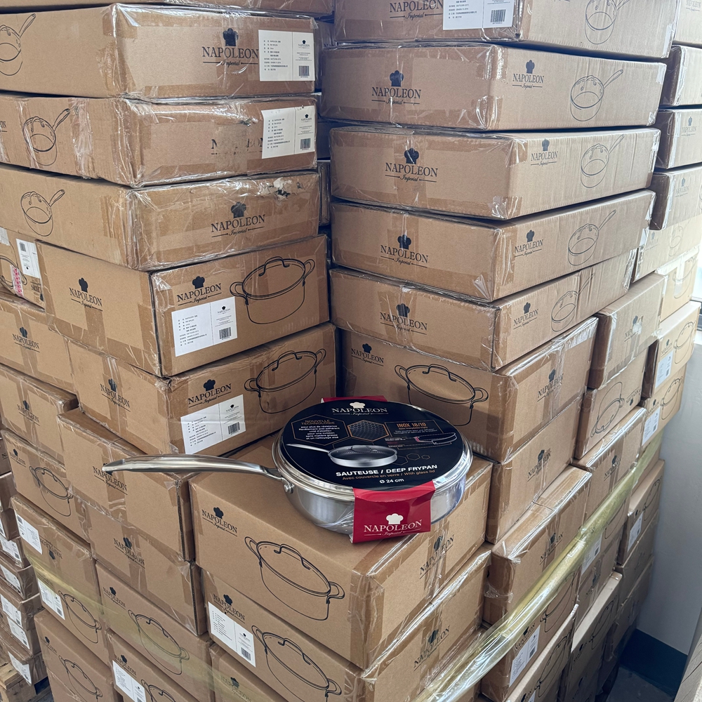 一年难遇！法标！18/10不锈钢高端陶瓷釉蜂窝带盖24CM煎锅