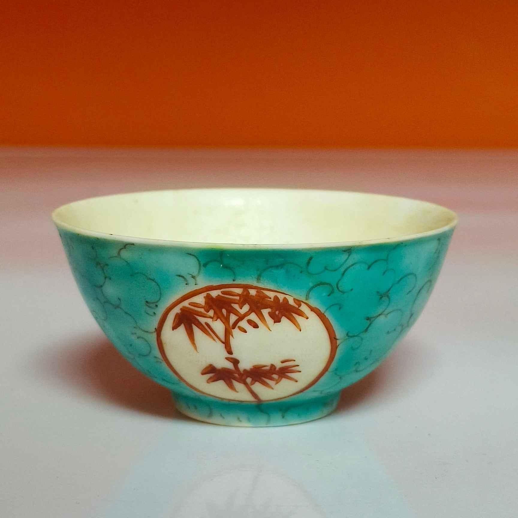 3391清晚期 绿地开窗瑞竹纹品茗杯