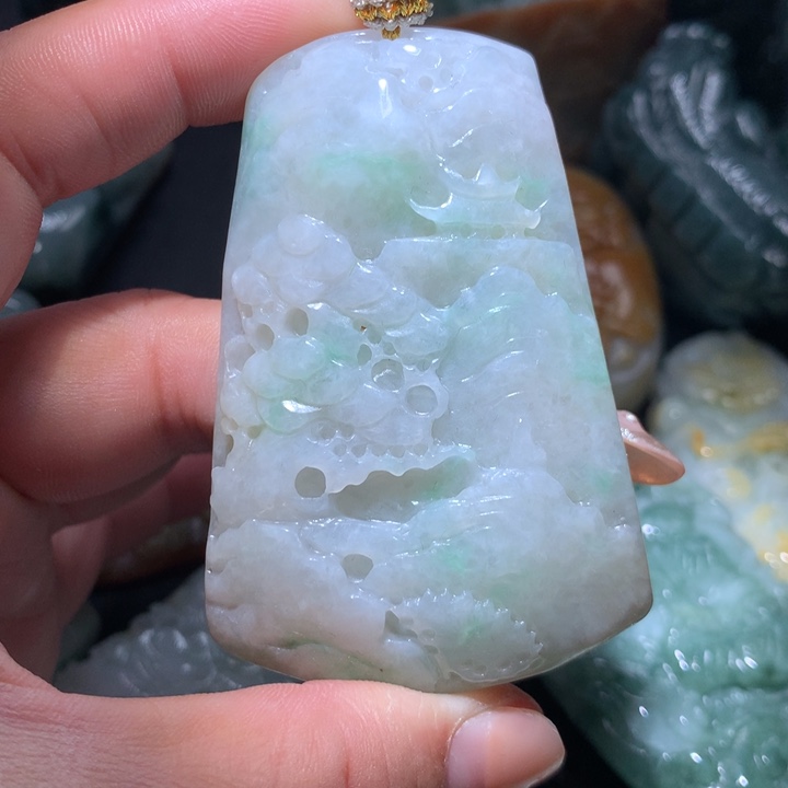 翡翠未镶嵌颈饰保真天然A货翡翠