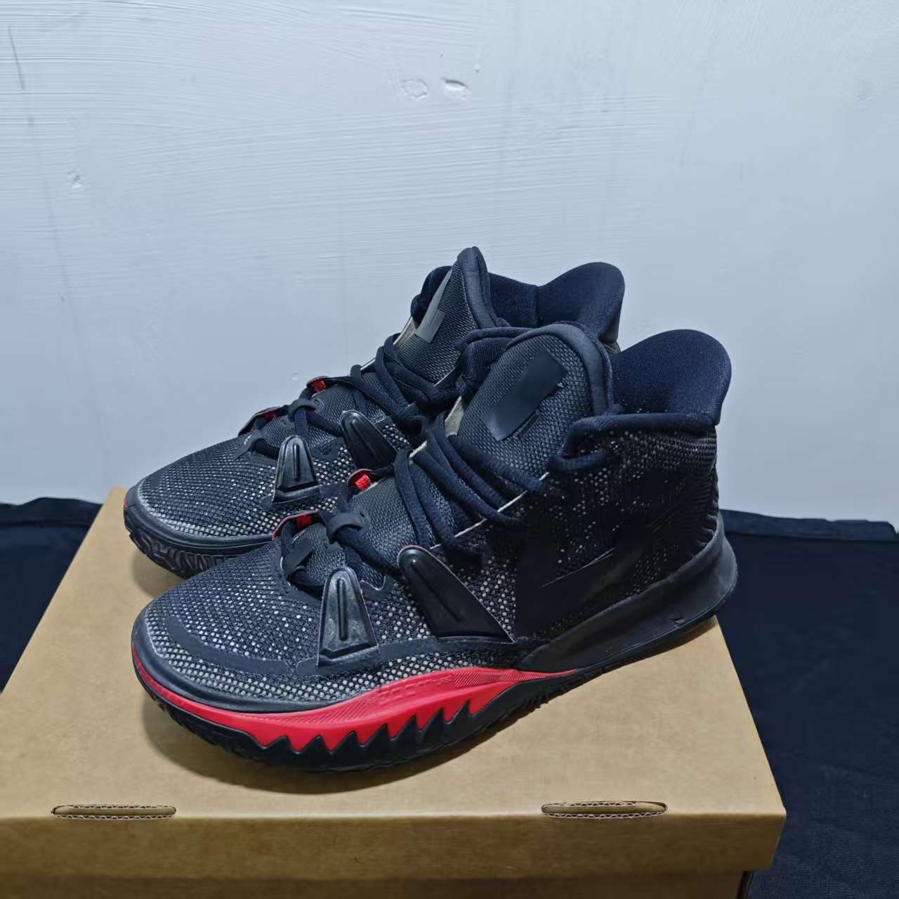 40码  户外 篮球鞋