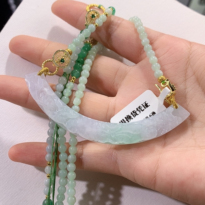 翡翠未镶嵌颈饰翡翠吊坠