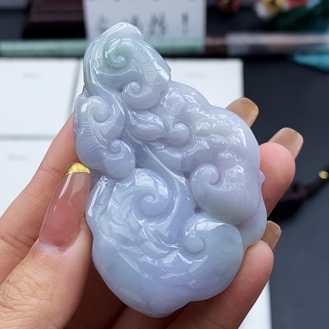 翡翠颈饰未镶嵌用****1翡翠