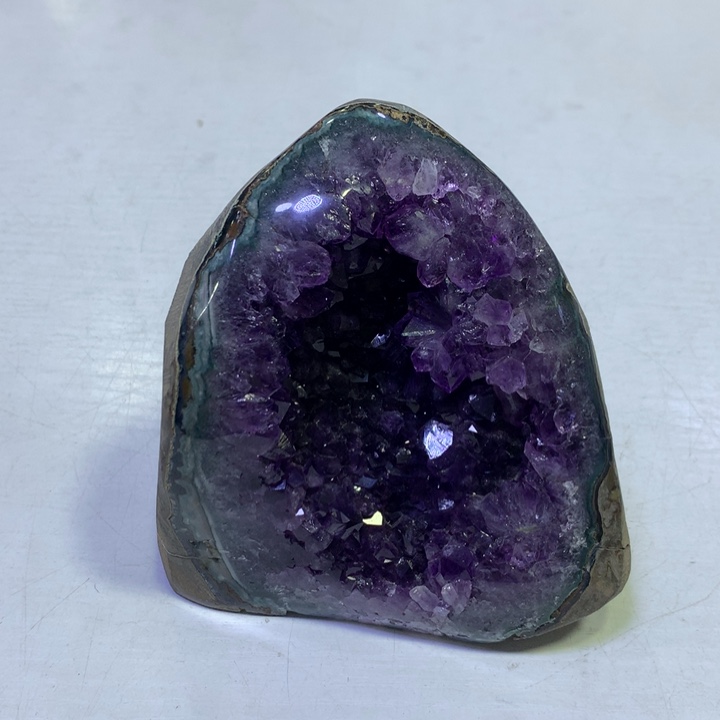 紫晶大型摆件（非配饰）未镶嵌和**油