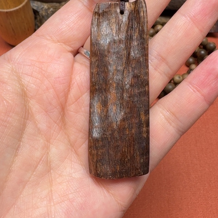 大叶紫檀（黑酸枝木类）