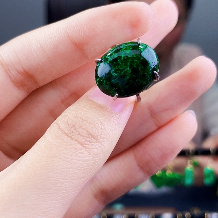 翡翠戒指银S925镶嵌饰品