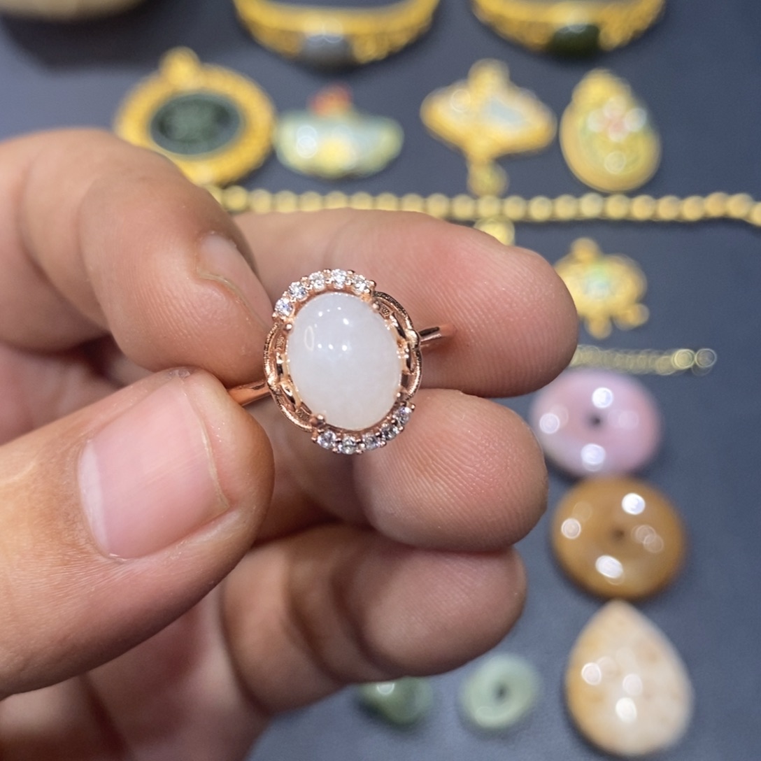 和田玉戒指银S925镀金镶嵌