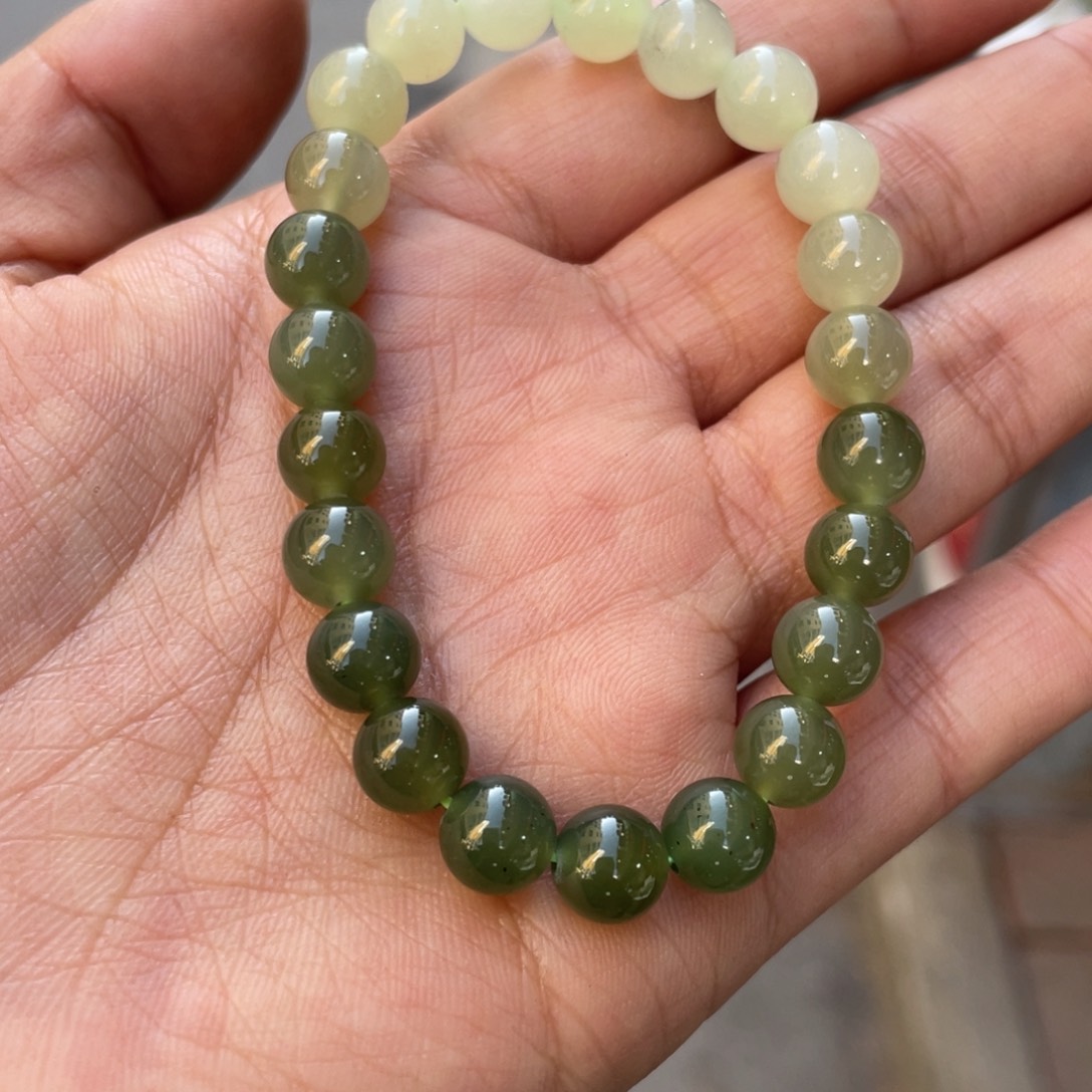 和田玉未镶嵌手串