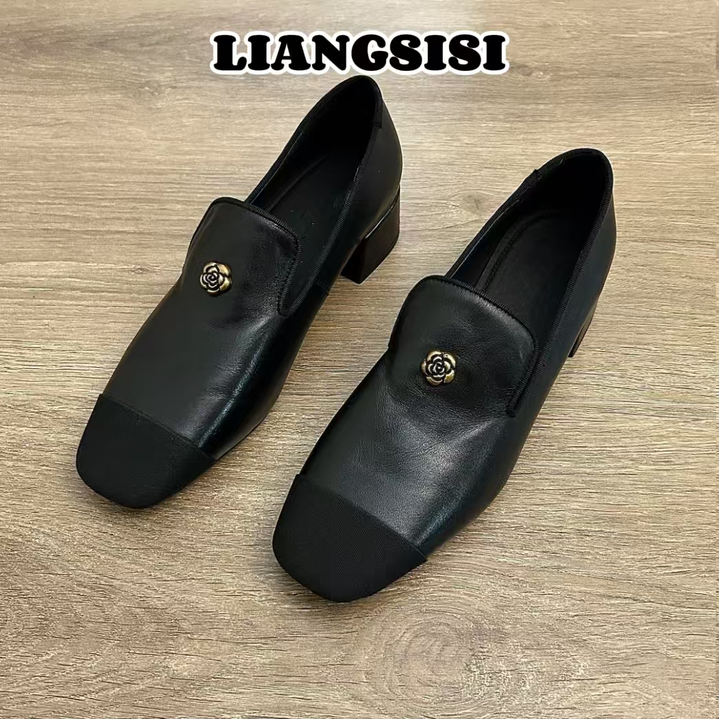 梁思思SHOES【粗跟山茶花】2025新款山茶花英伦风一脚蹬单鞋-XH117