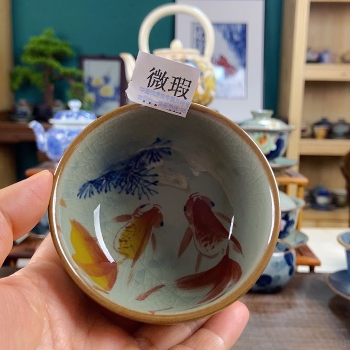 瓷片手工制作工艺精湛等特点为