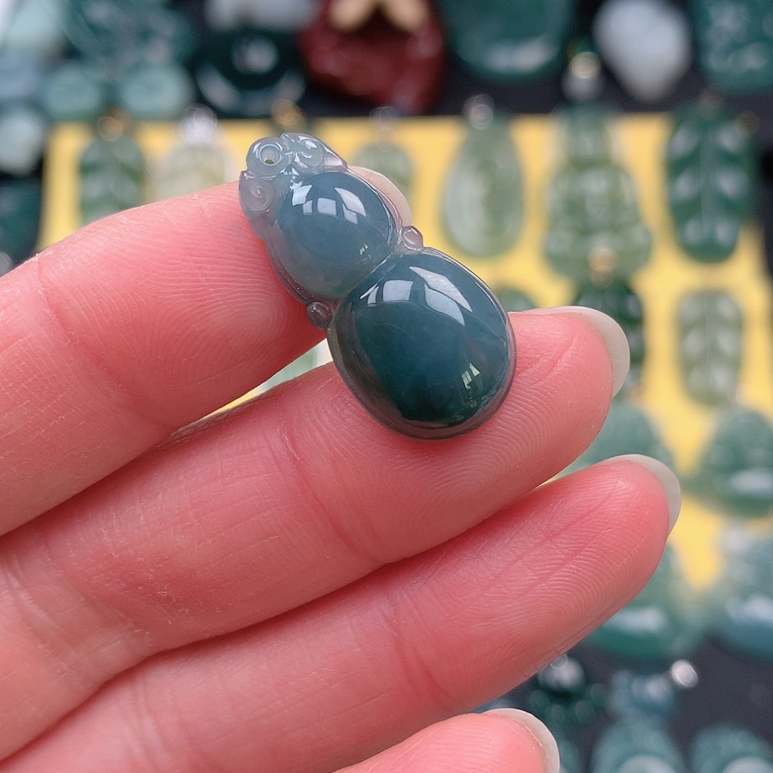 翡翠吊坠(不含链)未镶嵌吊坠