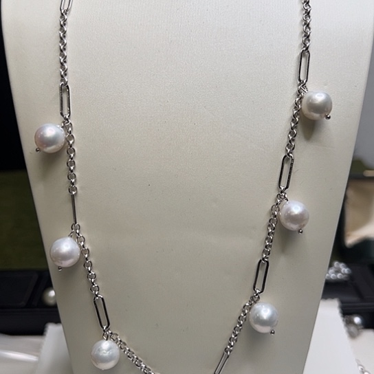 颈饰未镶嵌淡水珍珠