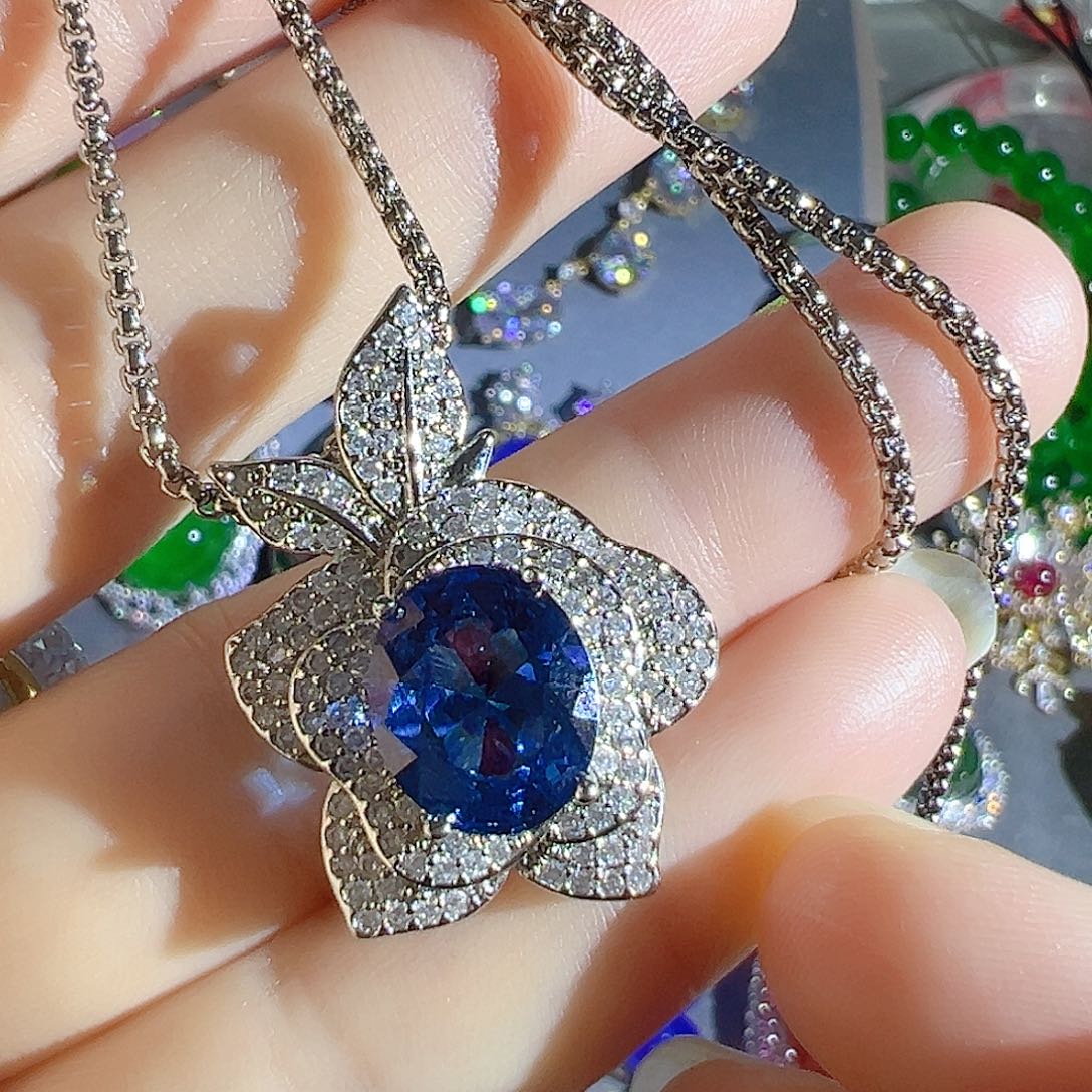 花岗石钨合金红色蓝色大宝贝