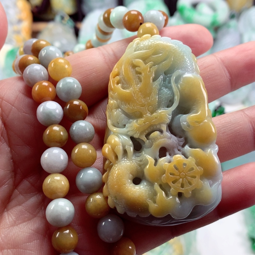 【闪购商品】翡翠吊坠(不含链)未镶嵌