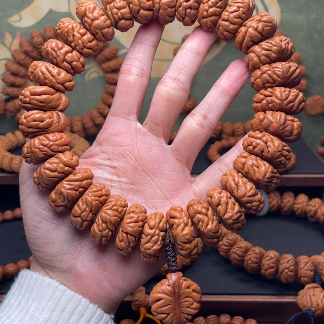 桃核手串25豹子头