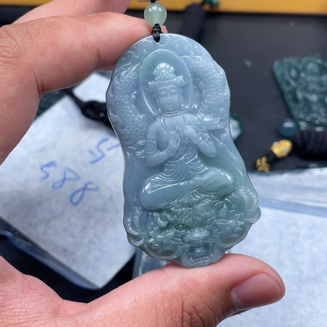 翡翠颈饰未镶嵌天然翡翠A货颈饰