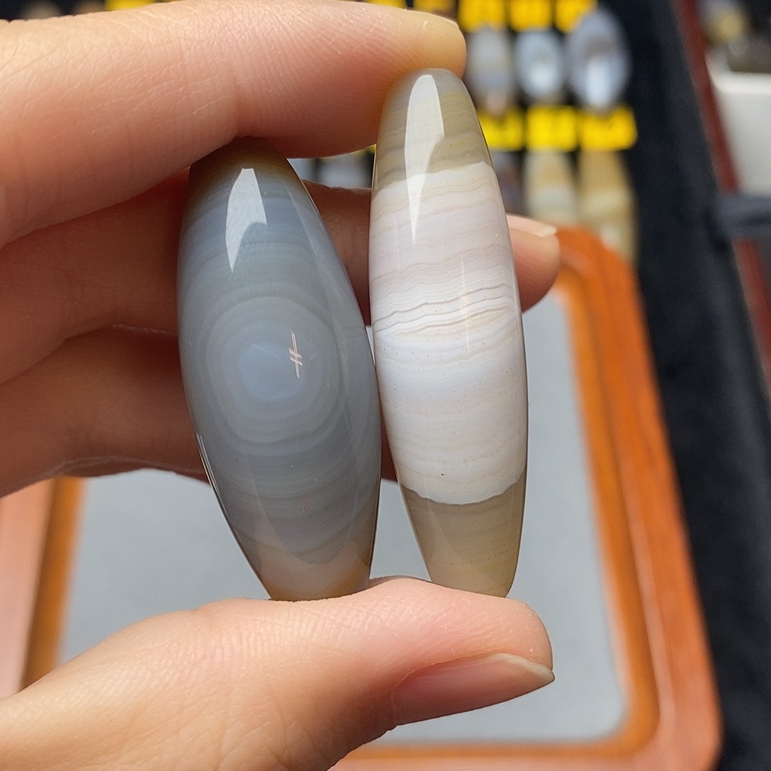 艺***饰玛瑙/玉髓未镶嵌颈饰