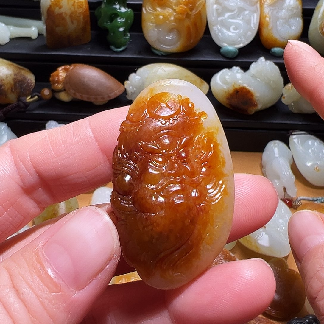 和田玉颈饰未镶嵌小*