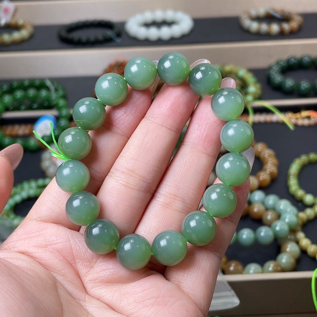 手链未镶嵌和田玉花土沟 12 特细 冰猫