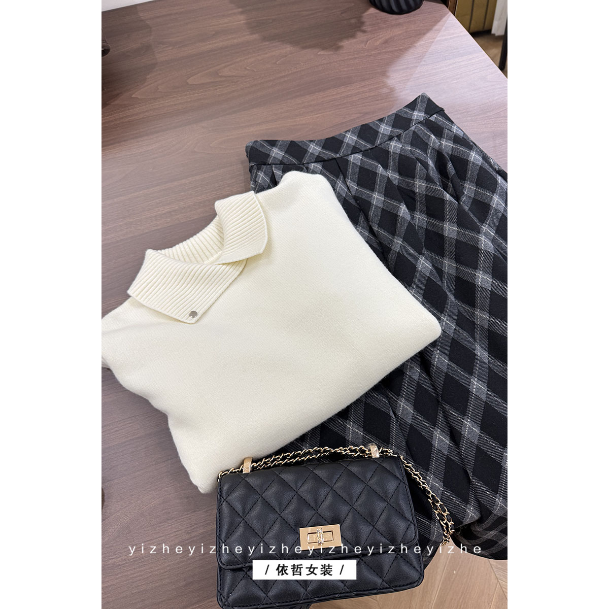 “”方领厚毛衣“”女显瘦短款宽松慵懒风圆领秋冬