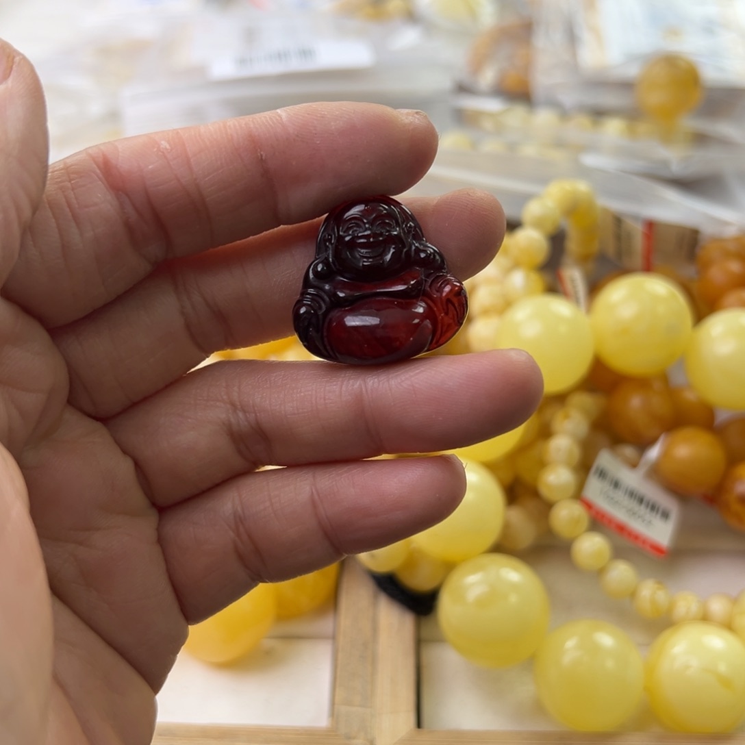 琥珀珠宝奇石未镶嵌