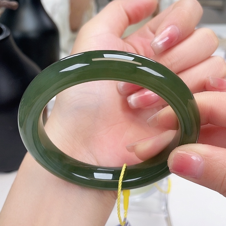 和田玉手镯59未镶嵌