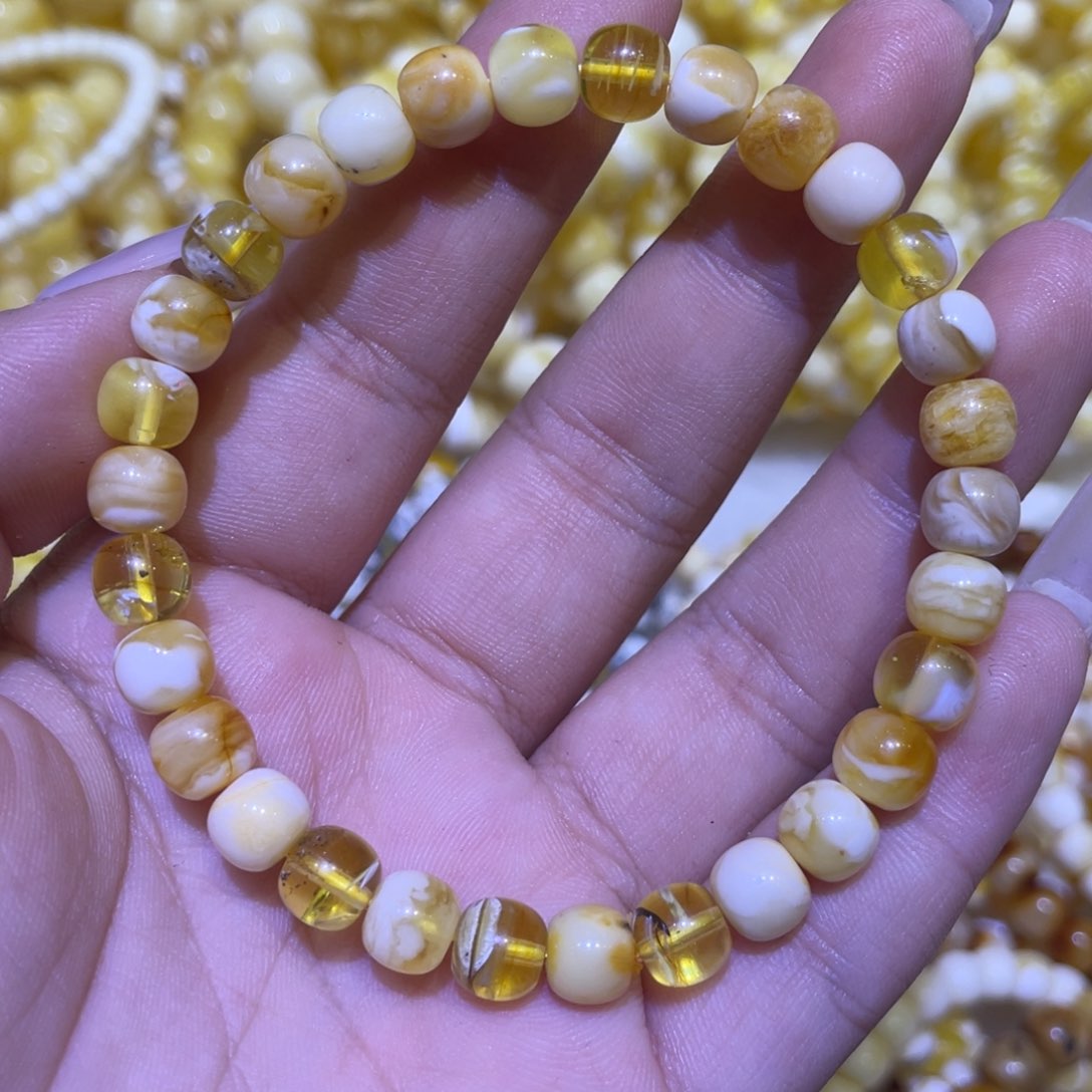 蜜蜡未镶嵌珠宝奇石7m