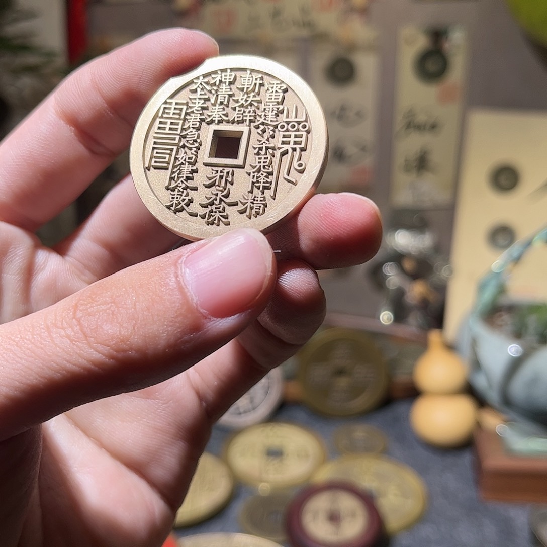 M***e铜现代仿制工艺品花钱 