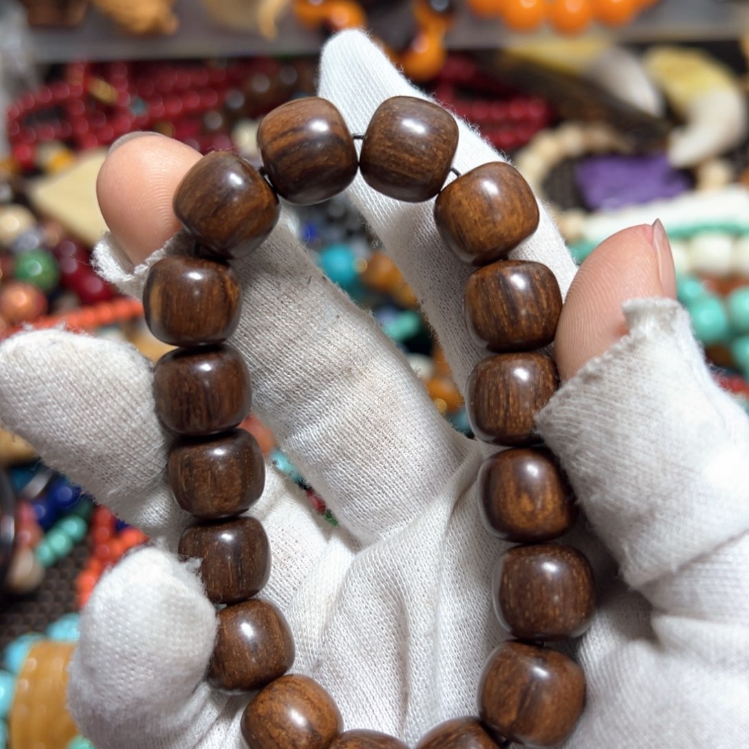 非洲檀香无事牌13单圈