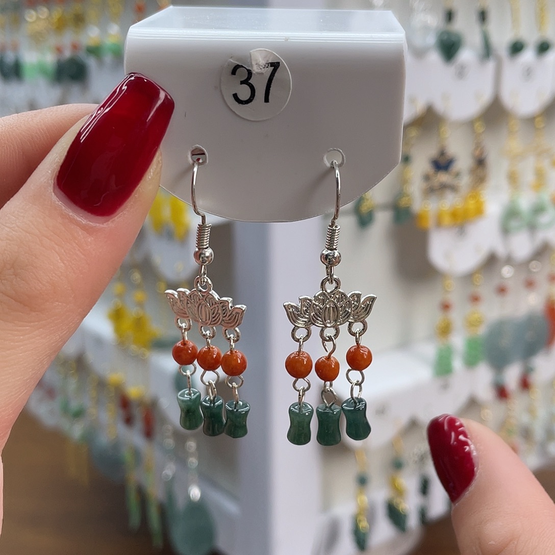 翡翠未镶嵌耳饰37