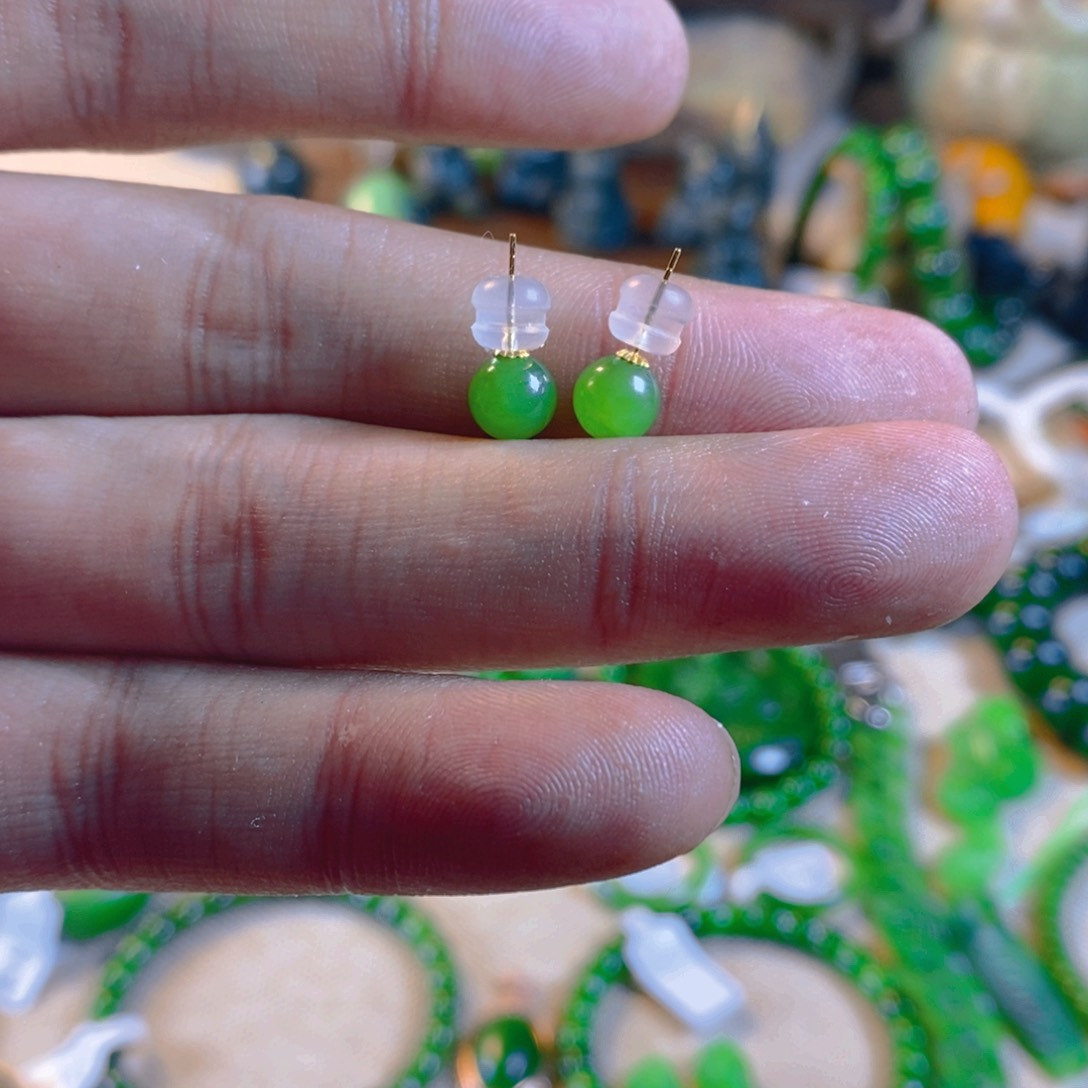 和田玉耳饰18K金镶嵌