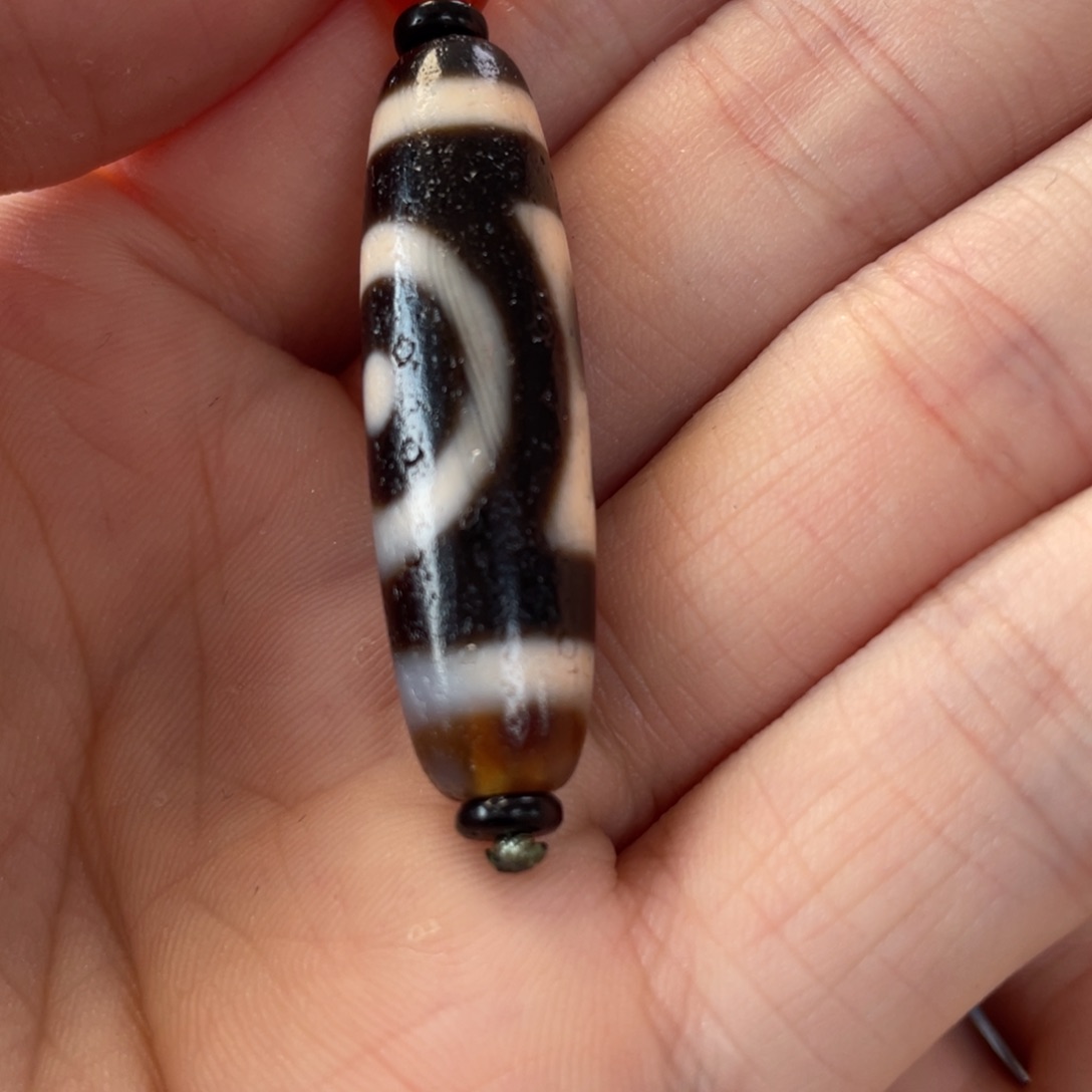 翡翠挂件未镶嵌呼