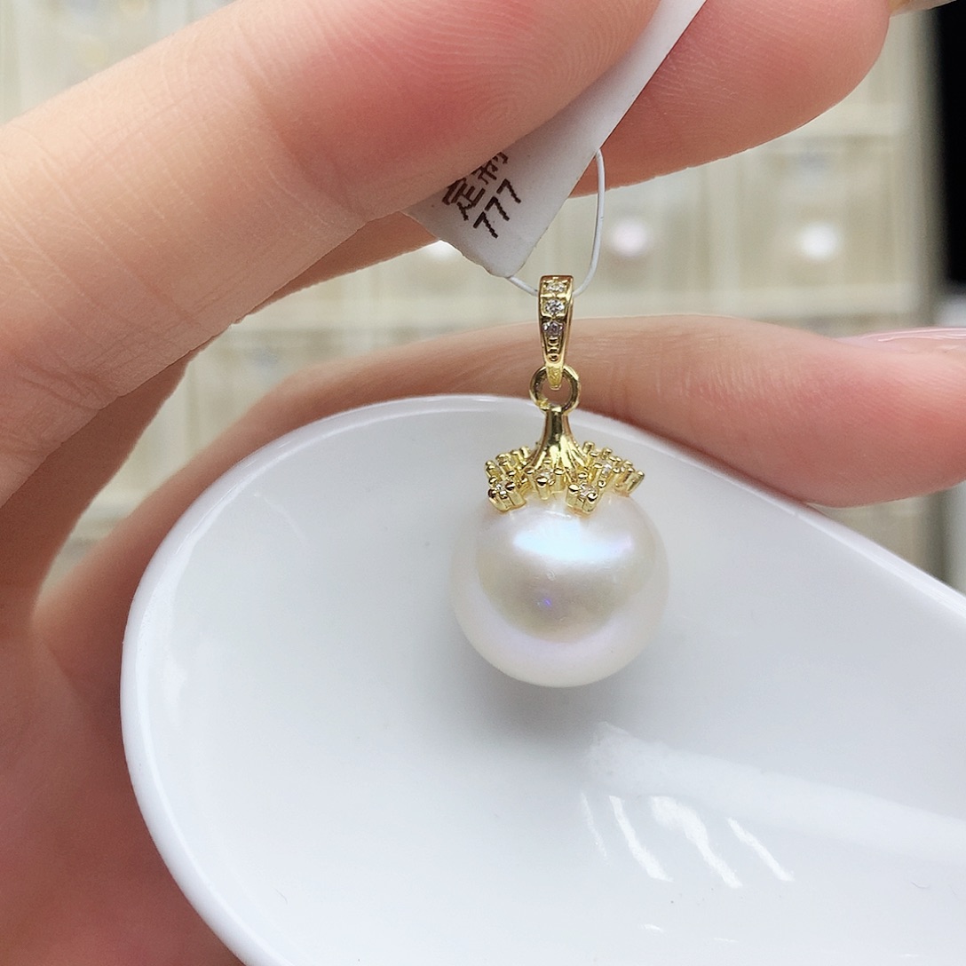 淡水珍珠合金颈饰