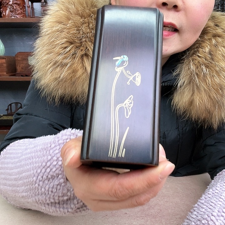 乌木类端景台小李子红木工艺品