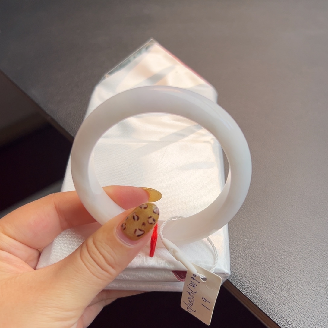 翡翠未镶嵌手镯55