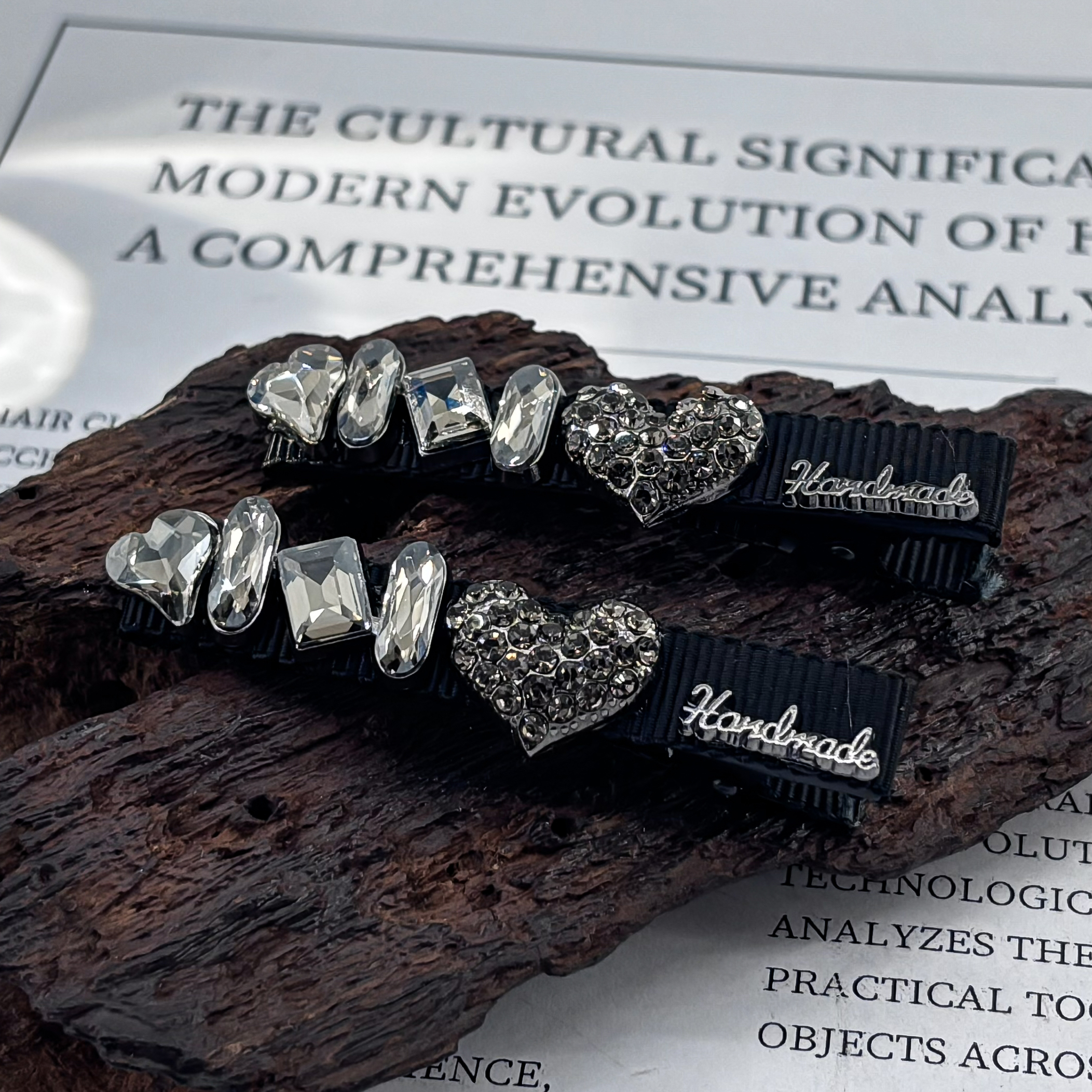 4004满钻爱心压夹 6.2CM