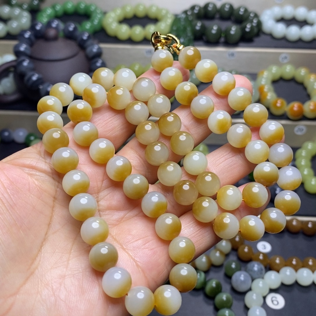 和田玉未镶嵌手串