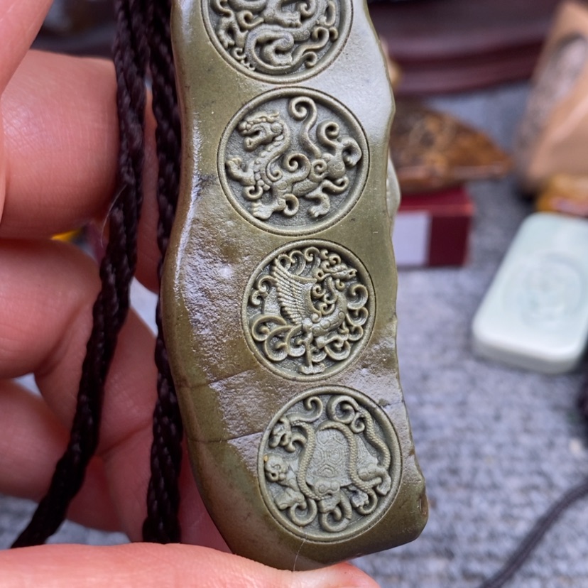 【闪购商品】原石雕刻手把件
